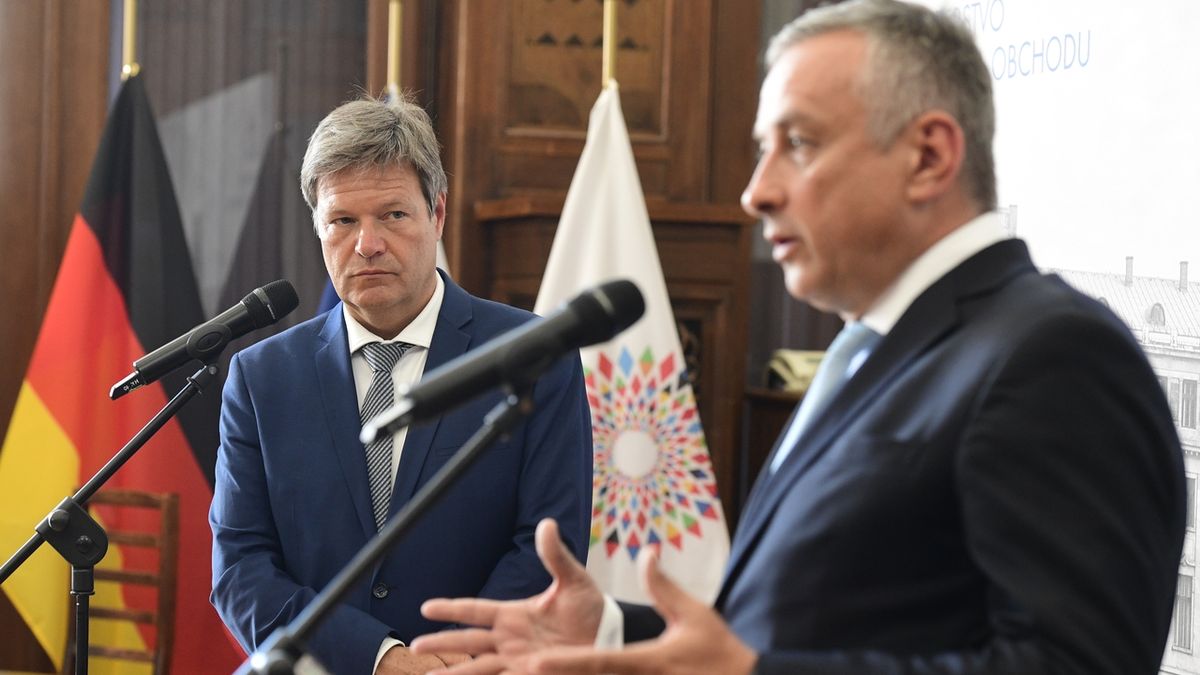 Ministři ČR a Německa se dohodli na vzájemné pomoci při výpadku dodávek plynu